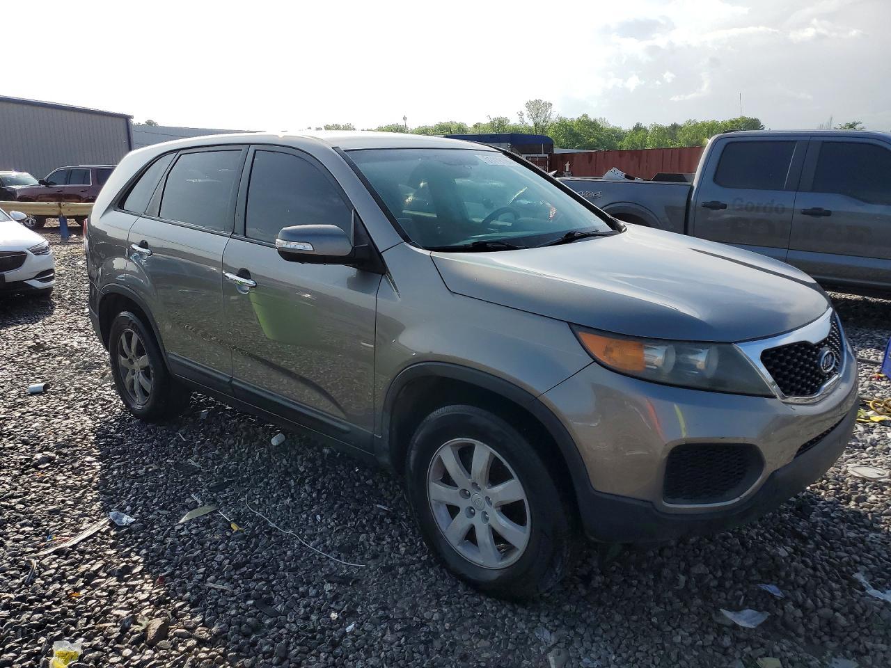 2011 Kia Sorento Lx - Image 4