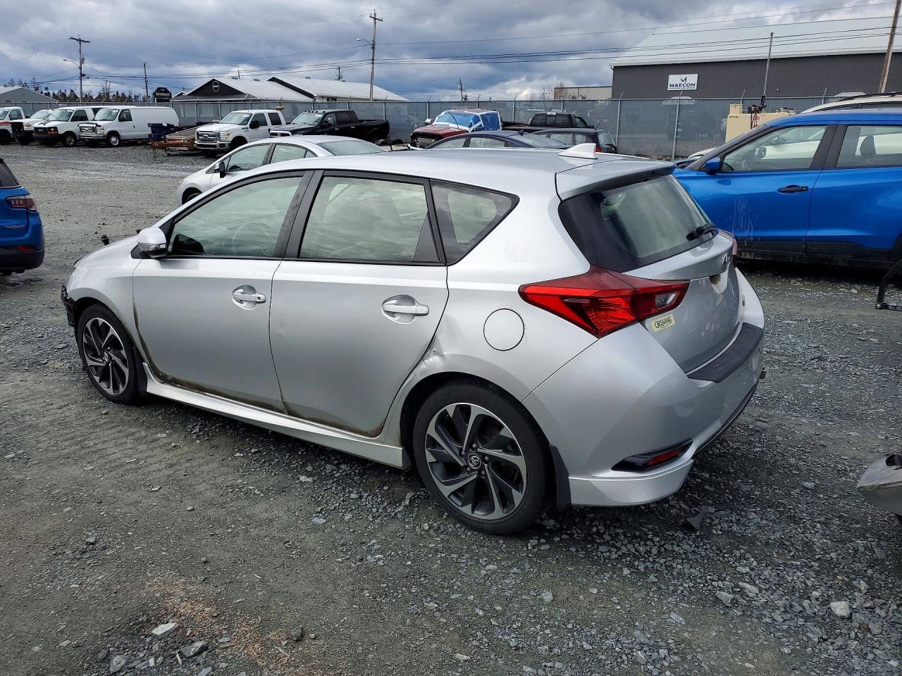 2017 Toyota Corolla Im Base - Фото 2