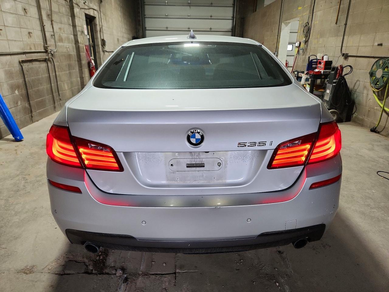 2011 BMW 535 Xi - Image 6