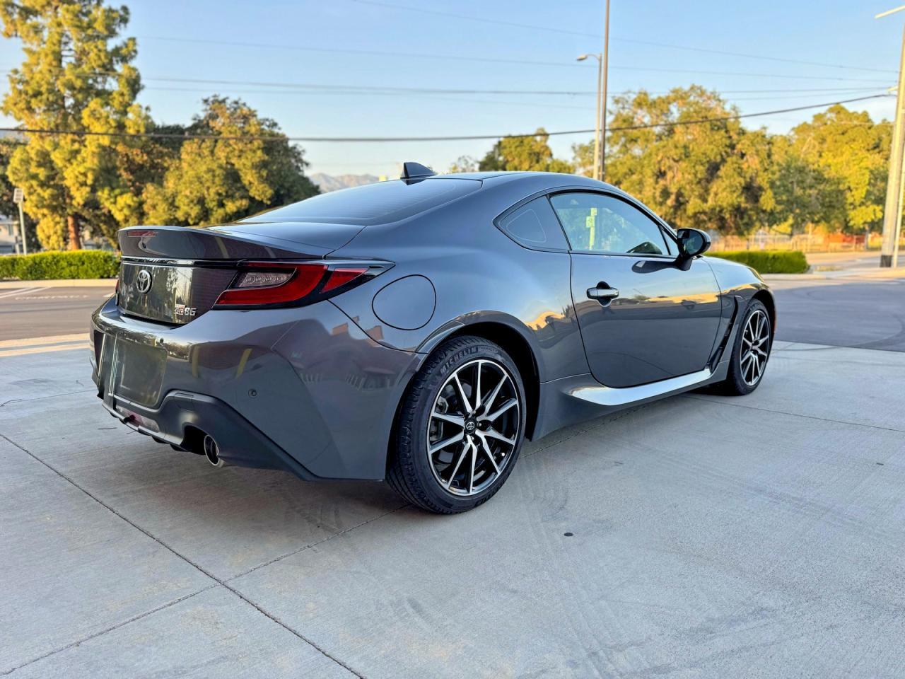 2025 Toyota Gr86 Base - Image 4