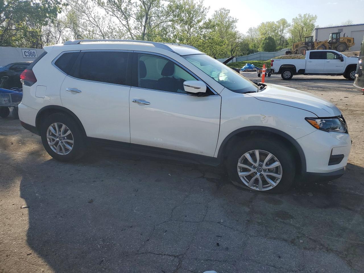 2020 Nissan Rogue Sv - Image 4