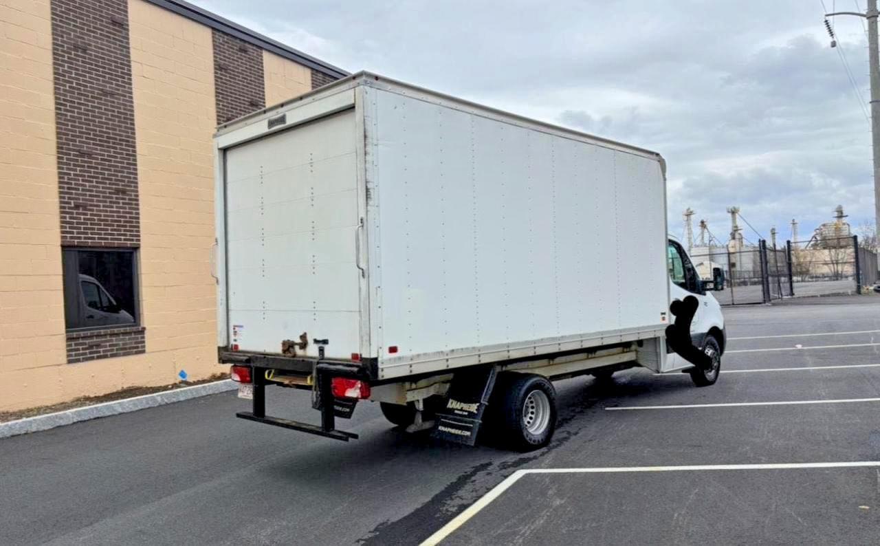 2021 Mercedes-Benz Sprinter 4500 - Image 4