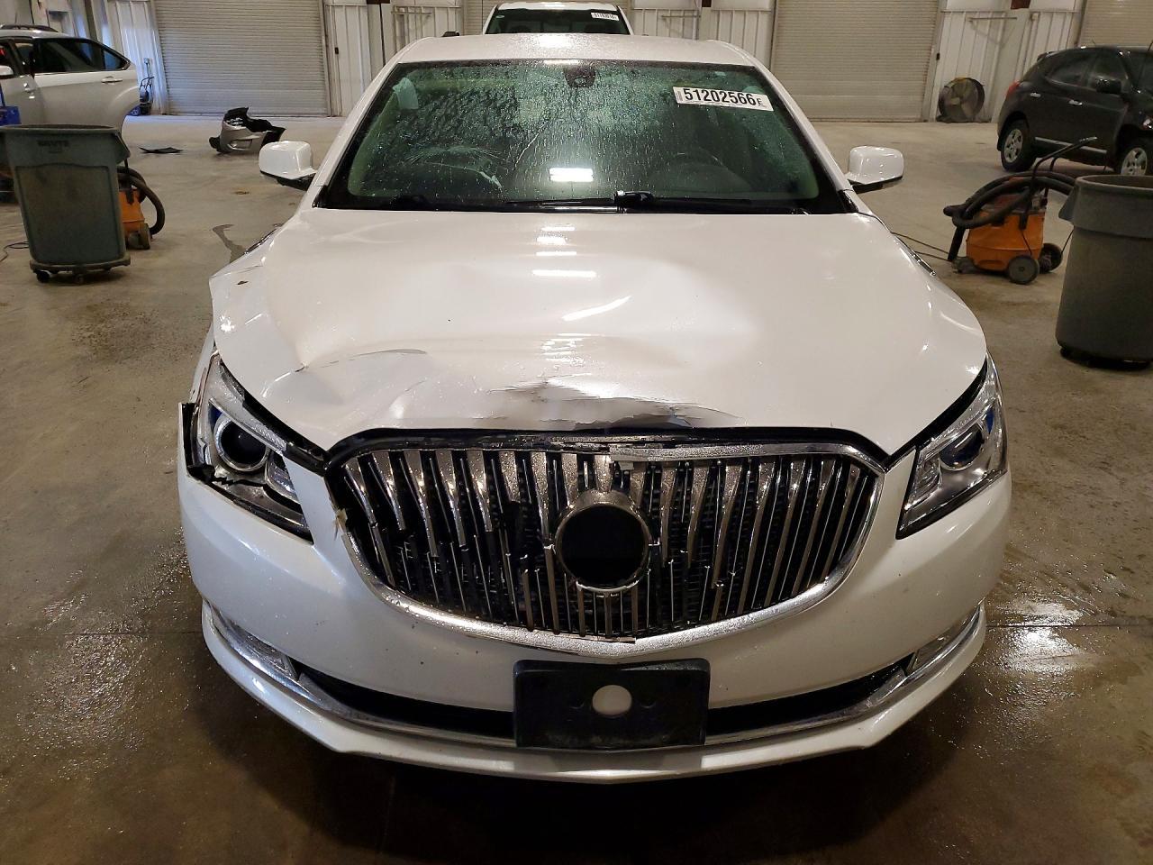 2015 Buick Lacrosse - Image 5
