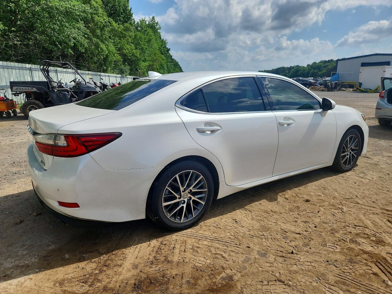 2017 Lexus Es 350 - Фото 3