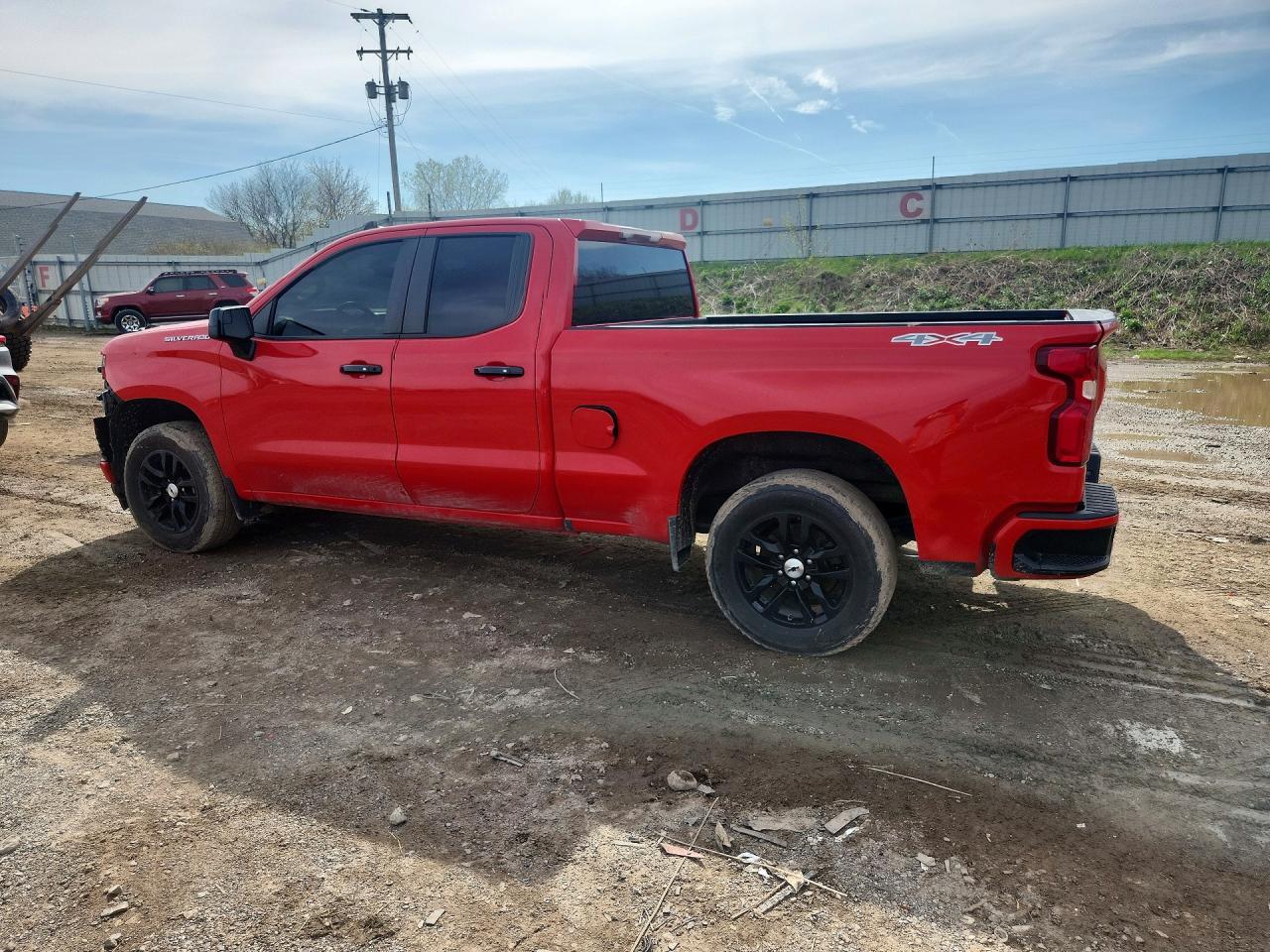 2019 Chevrolet Silverado K1500 Rst - Фото 2