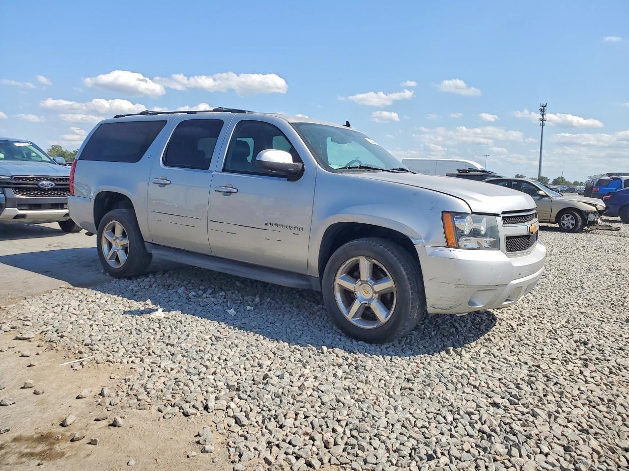 2013 Chevrolet Suburban K1500 Lt - Фото 4