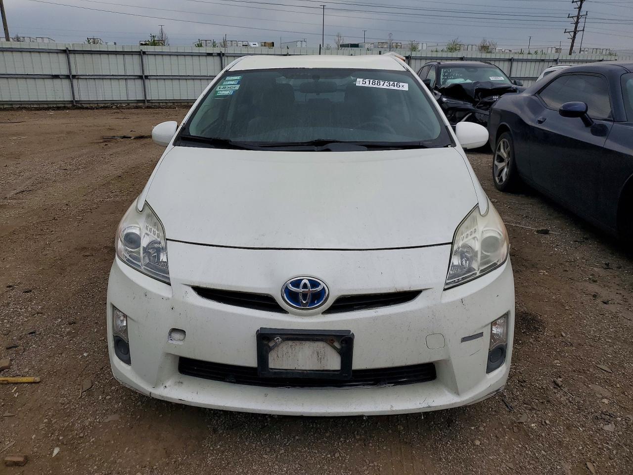 2011 Toyota Prius Two - Фото 5