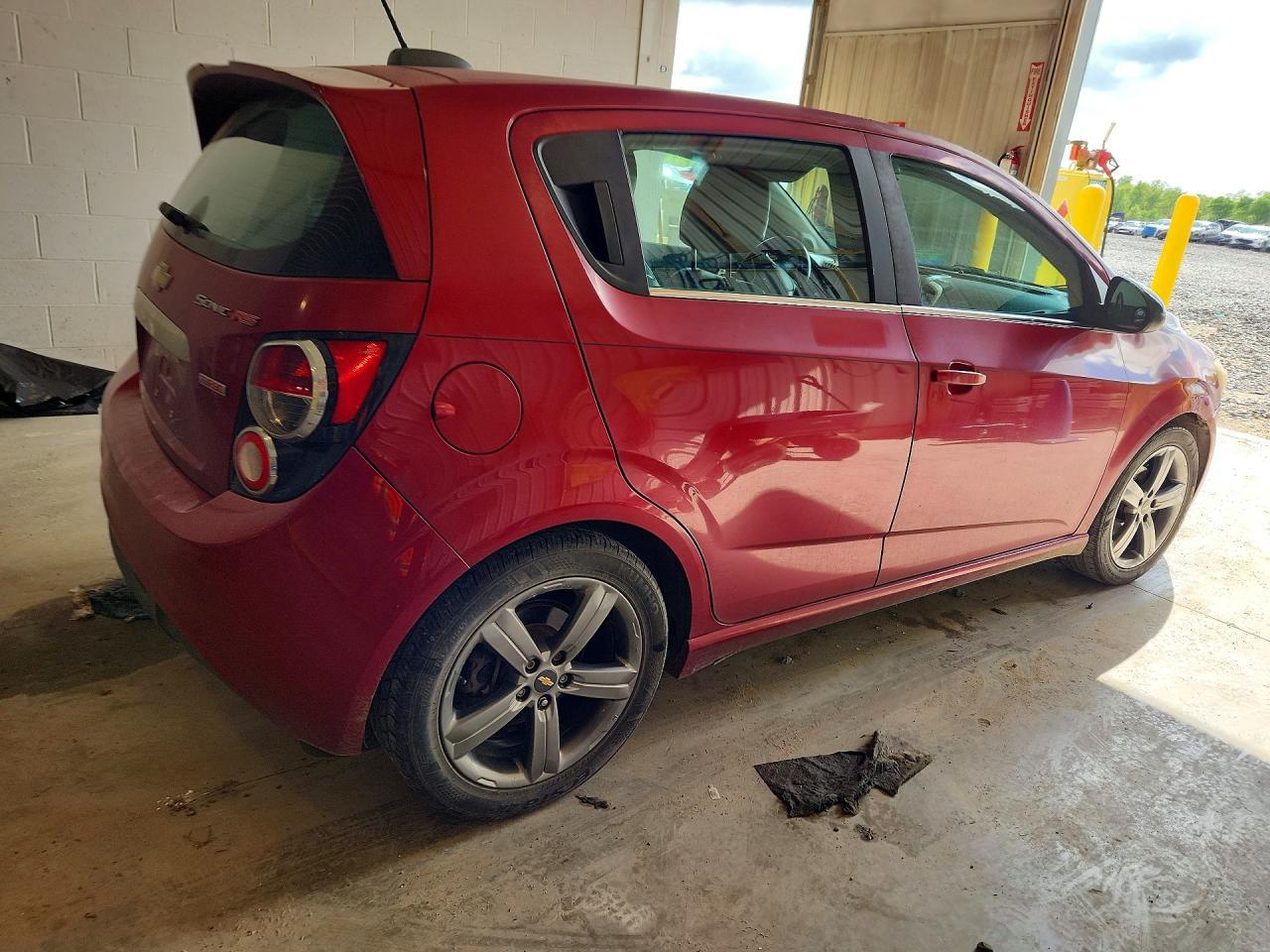 2015 Chevrolet Sonic Rs - Фото 3