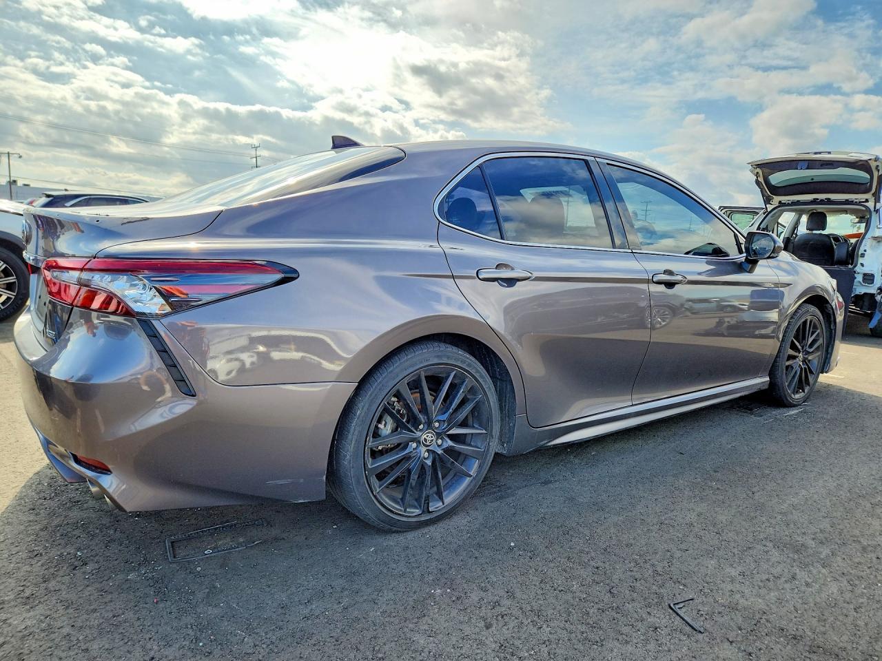 2021 Toyota Camry Xse - Image 3