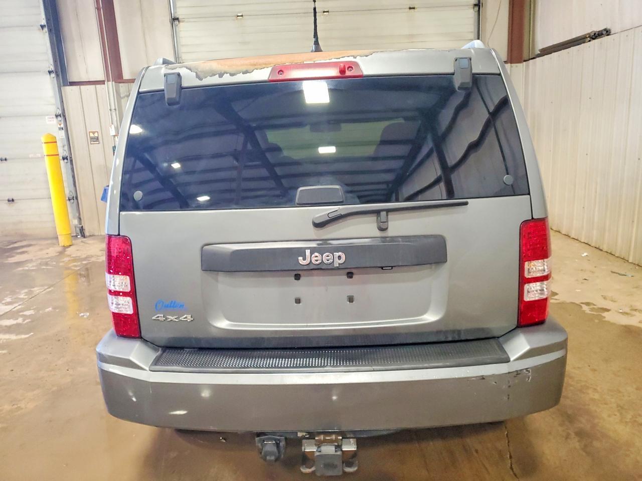 2012 Jeep Liberty Sport - Фото 6