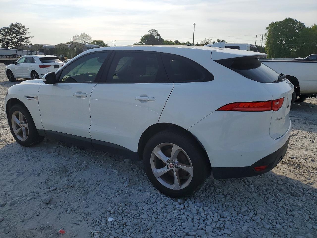 2017 Jaguar F-Pace Premium - Фото 2