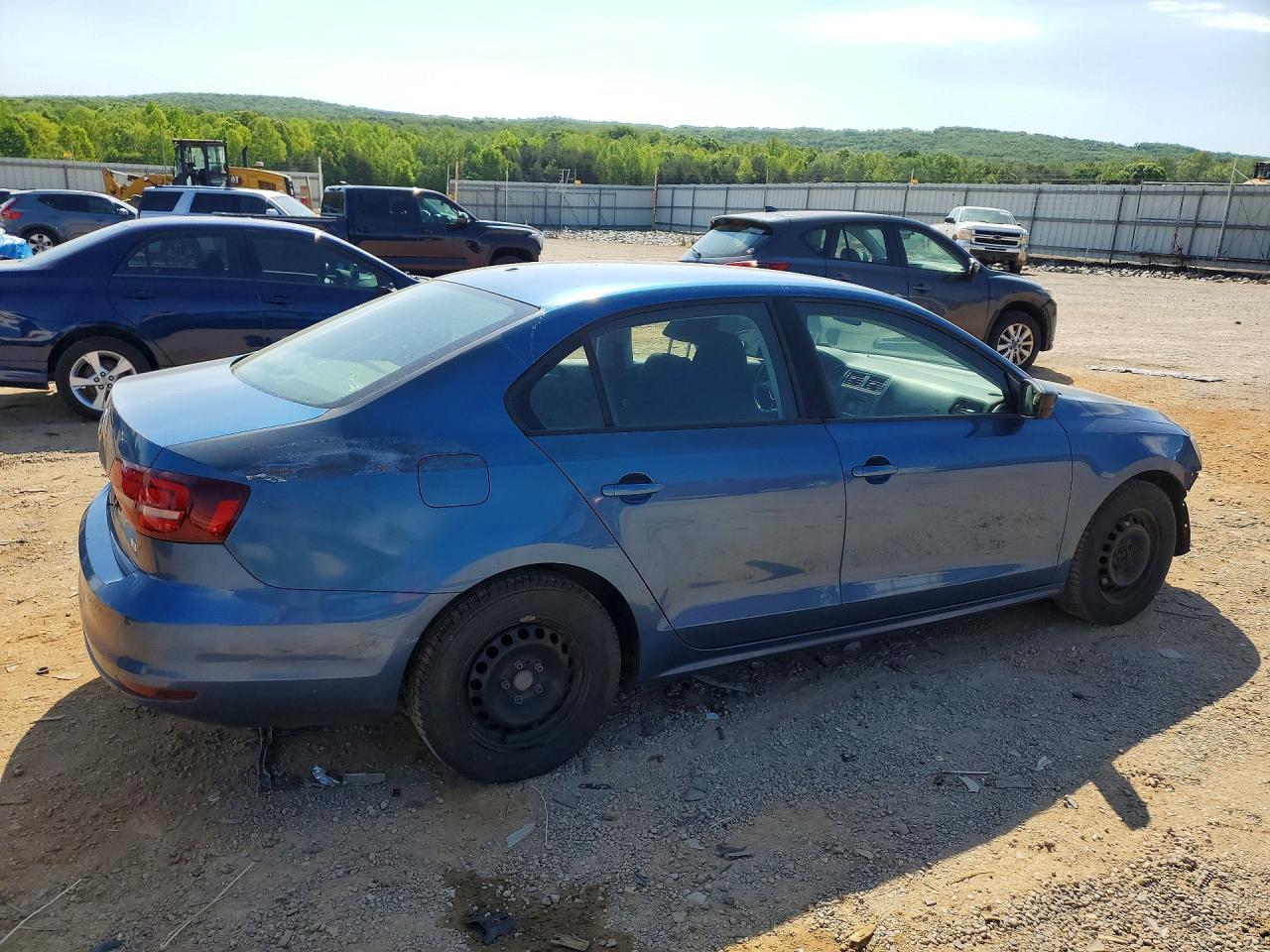 2016 Volkswagen Jetta S - Фото 3