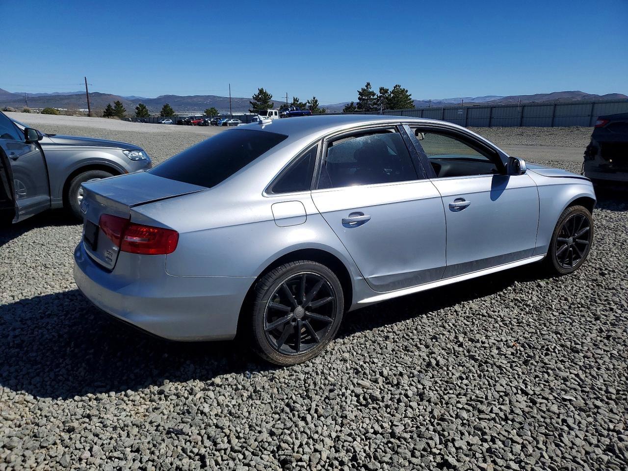 2015 Audi A4 Premium - Фото 3