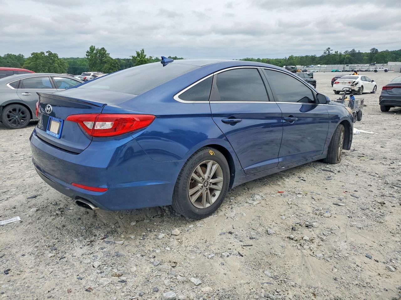 2017 Hyundai Sonata Se - Фото 3
