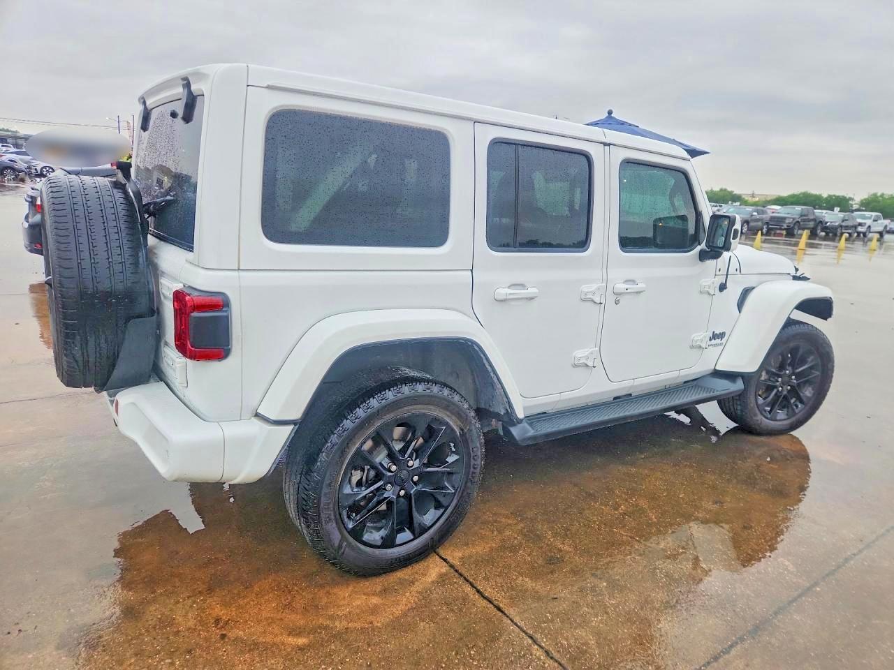 2021 Jeep Wrangler Unlimited Sahara - Фото 3