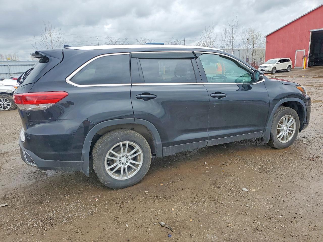 2019 Toyota Highlander Xle - Image 3