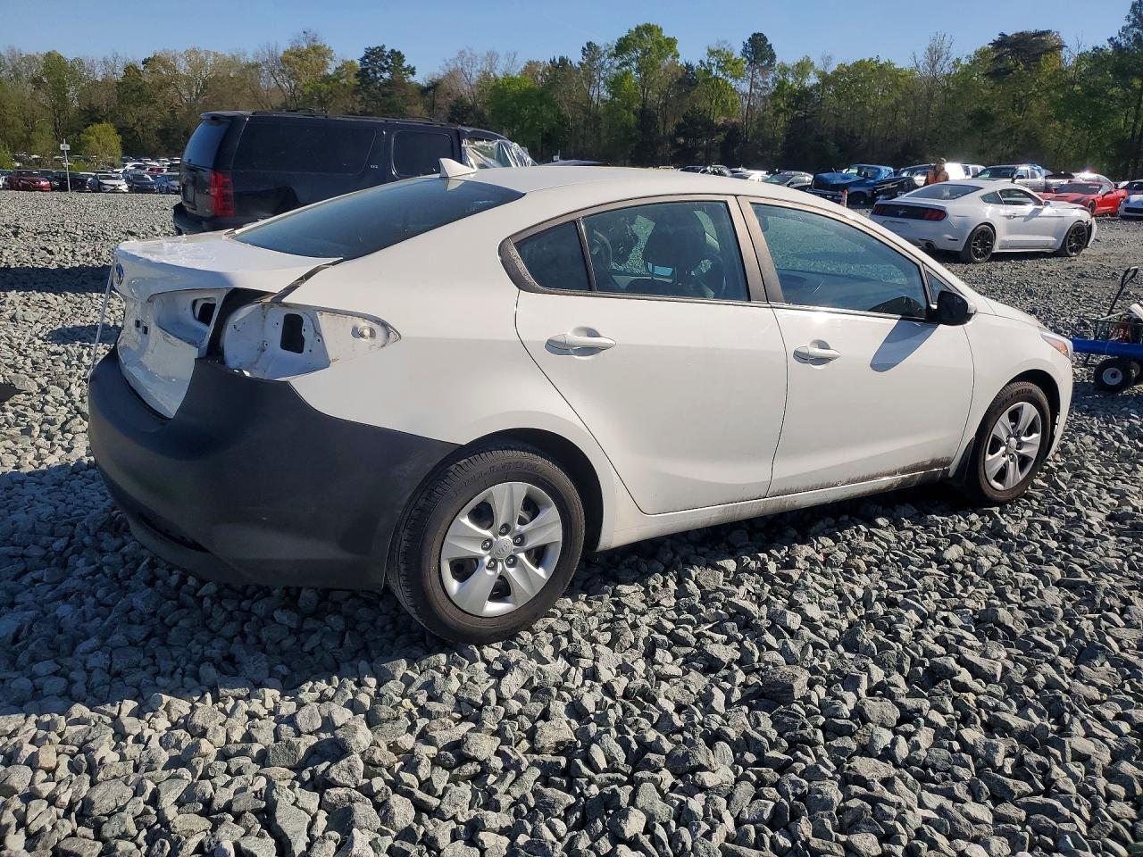 2017 Kia Forte Lx - Фото 3