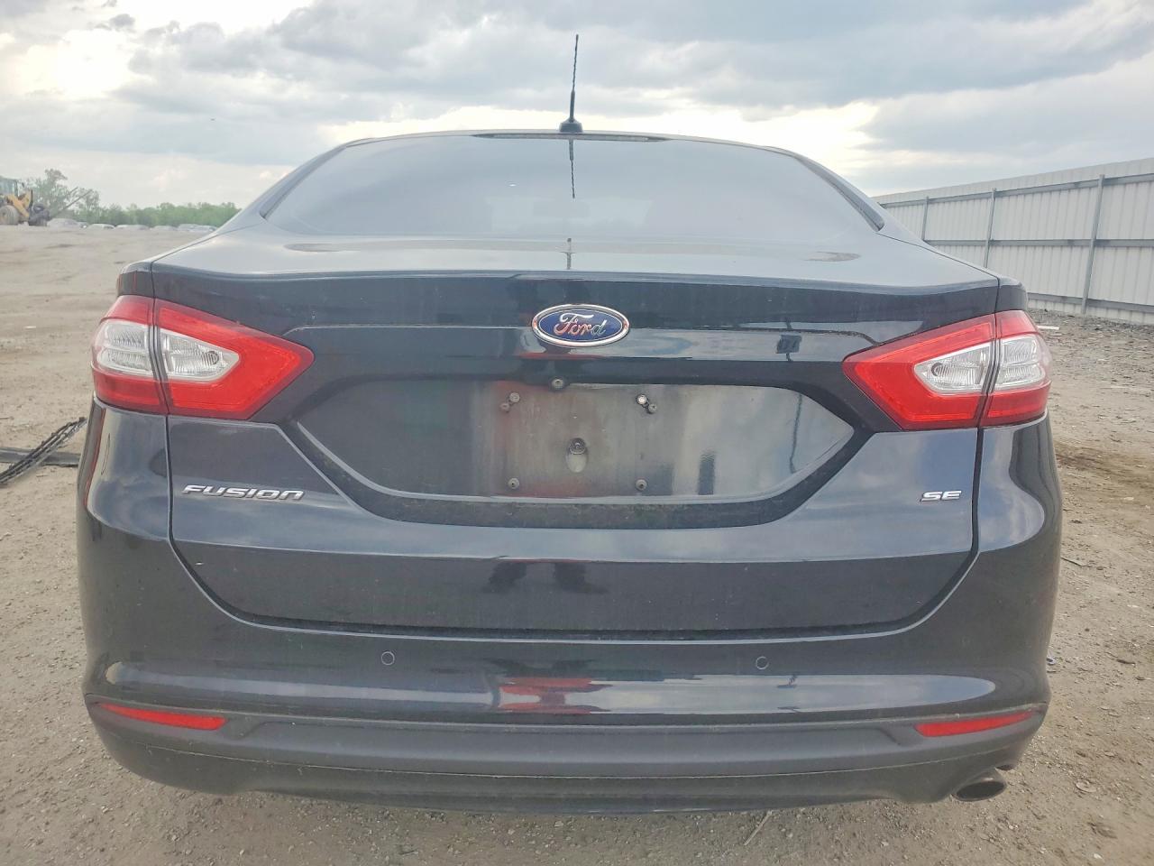 2016 Ford Fusion Se - Image 6