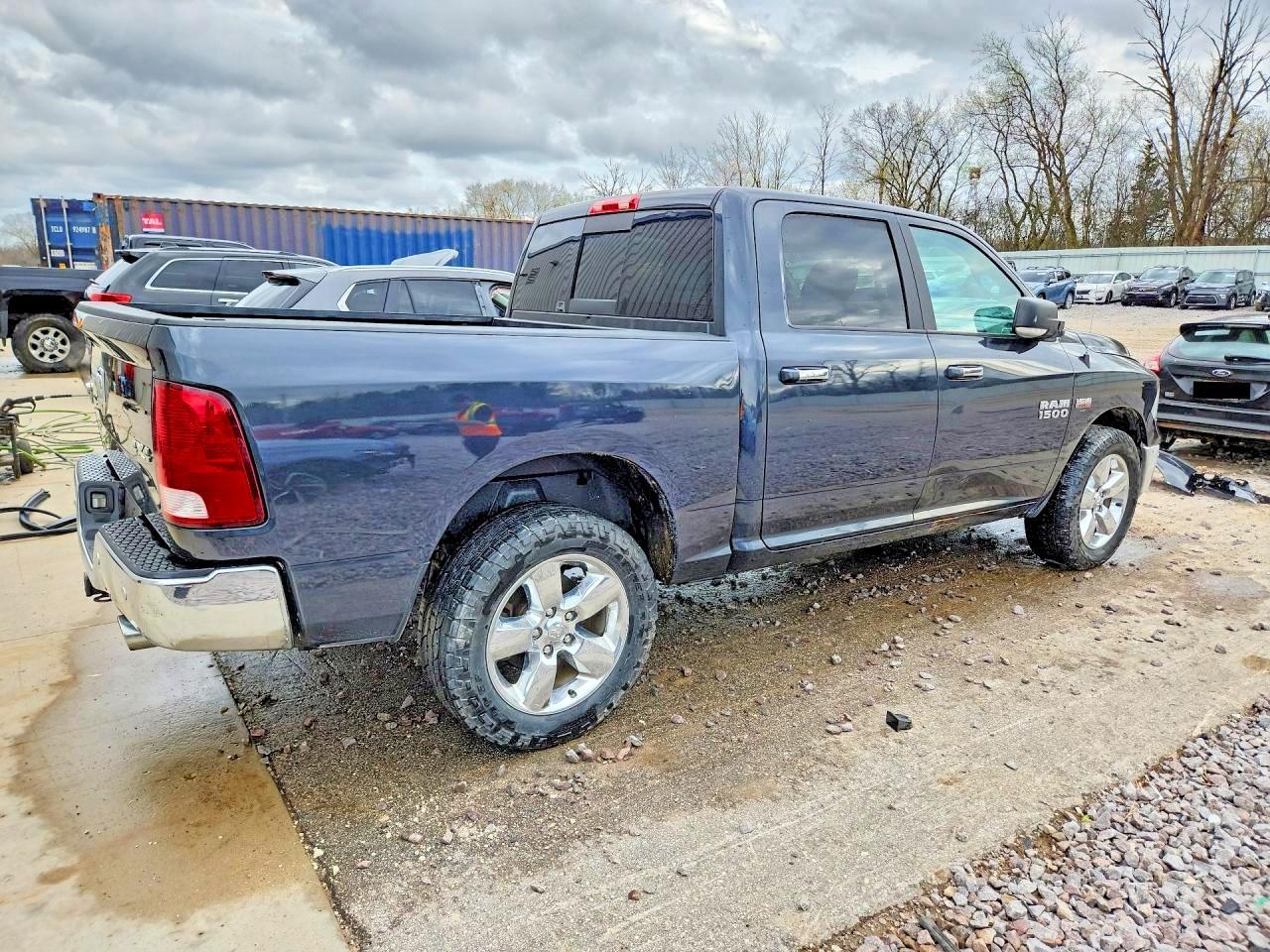 2017 Ram 1500 Slt - Фото 3