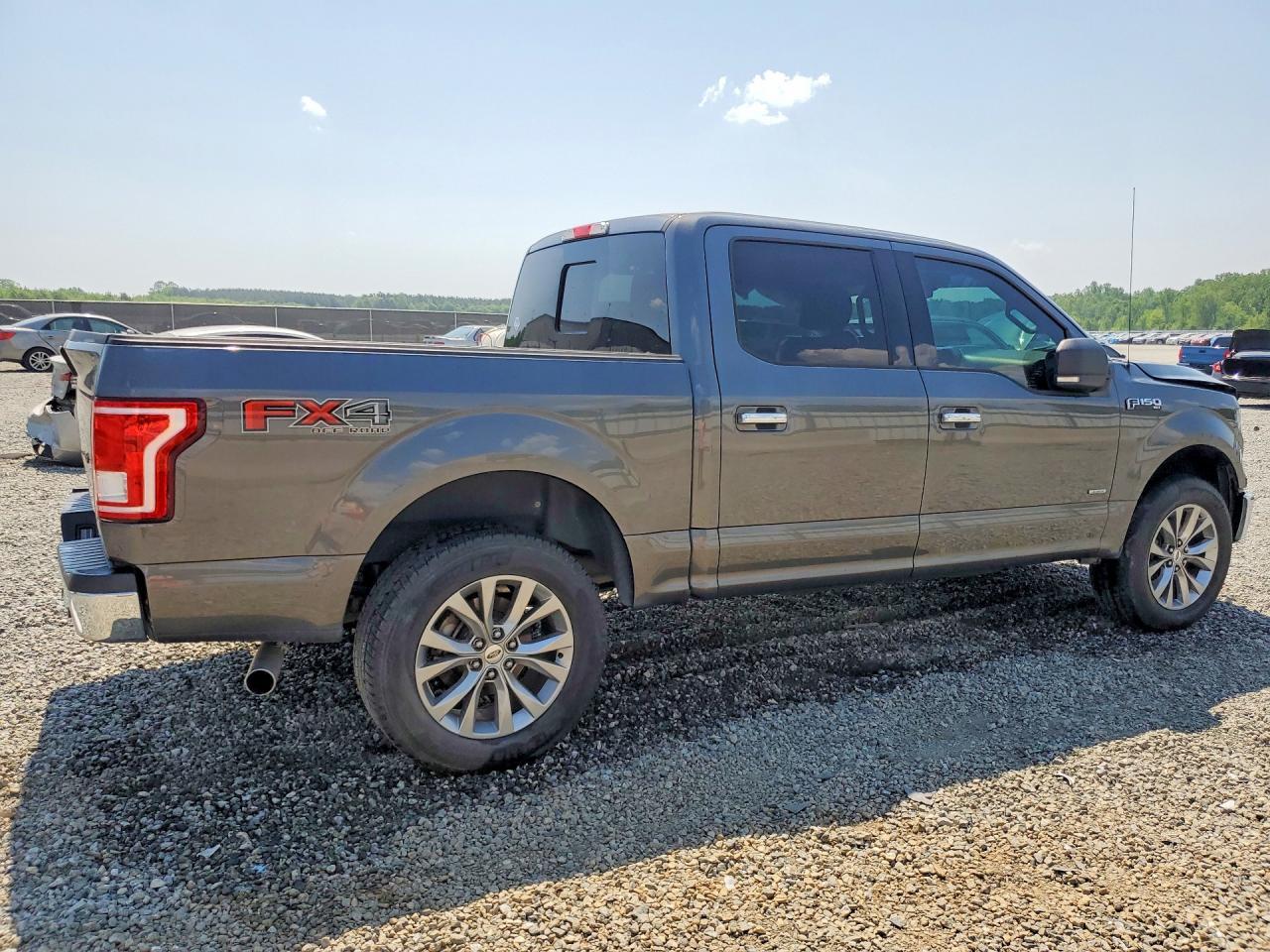 2017 Ford F150 Supercrew - Image 3