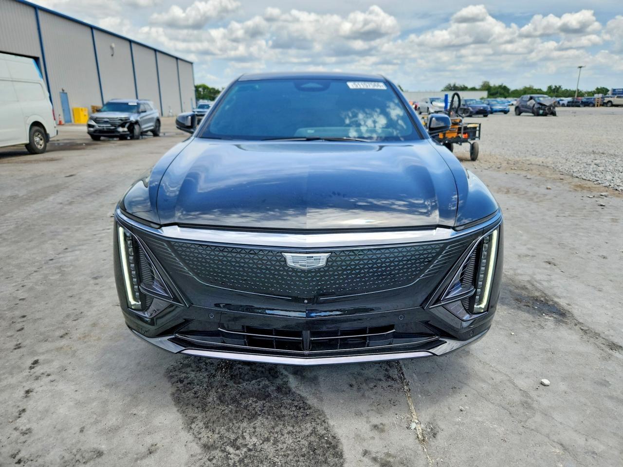2024 Cadillac Lyriq Sport - Фото 5