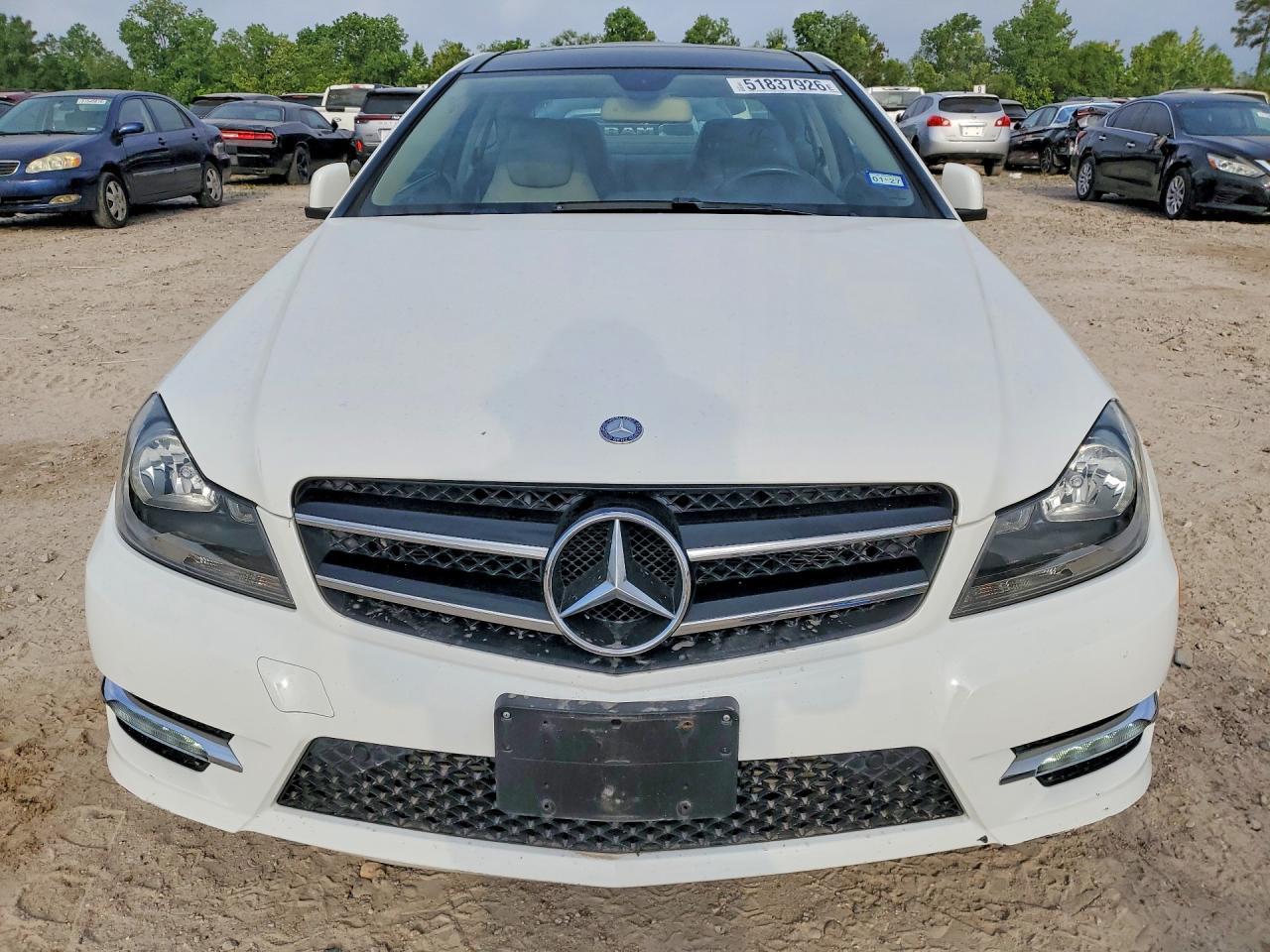 2014 Mercedes-Benz C 250 - Image 5
