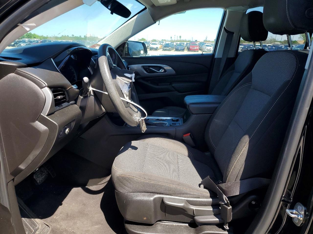 2018 Chevrolet Traverse Ls - Image 7