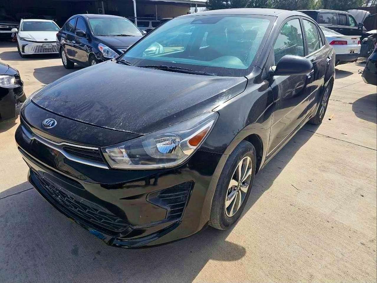 2021 Kia Rio S - Фото 2