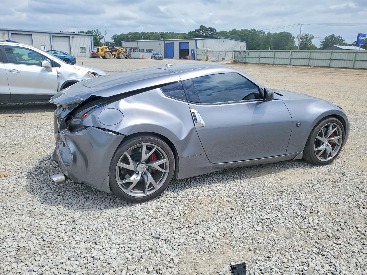 2017 Nissan 370Z Sport Tech - Фото 3