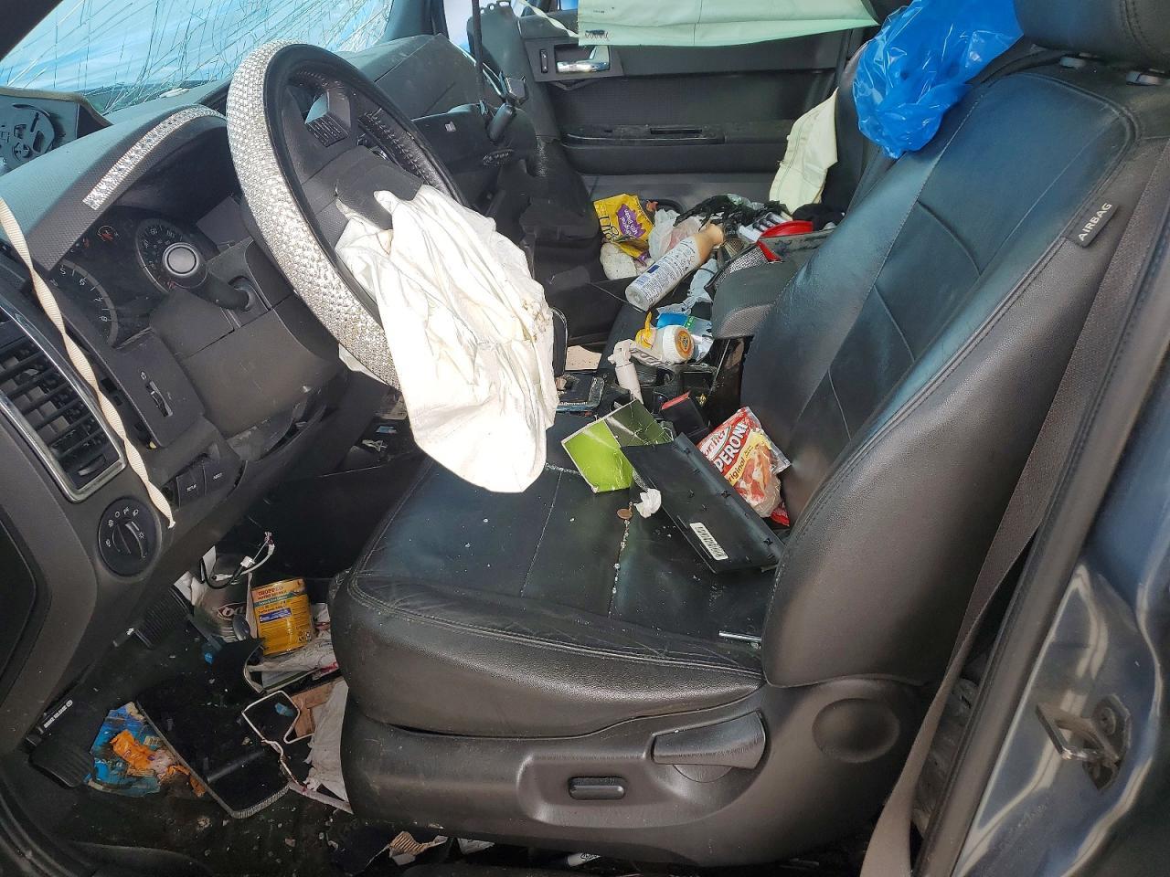 2011 Ford Escape Limited - Фото 7