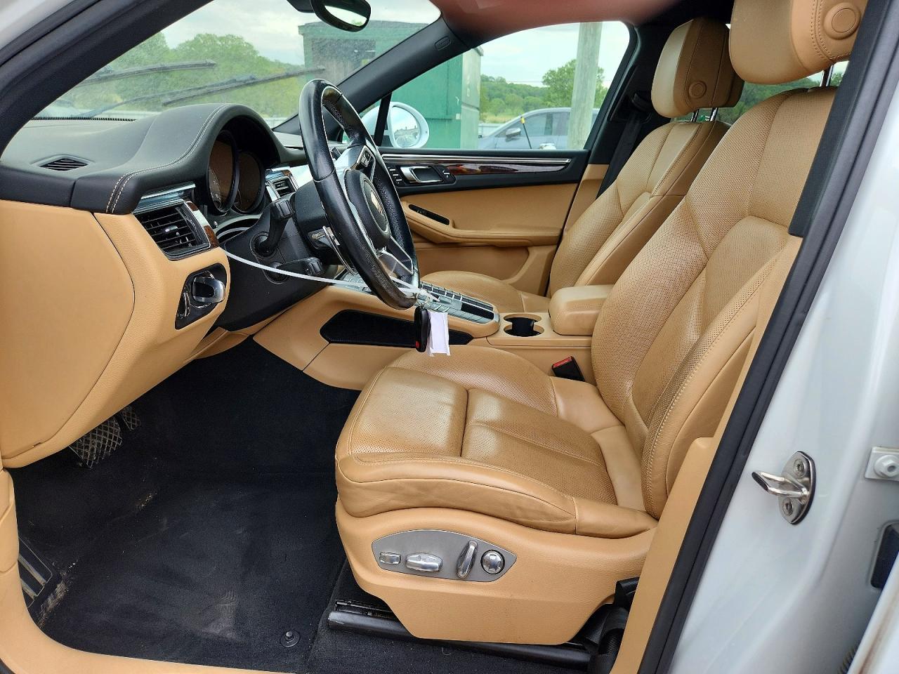 2017 Porsche Macan S - Image 7