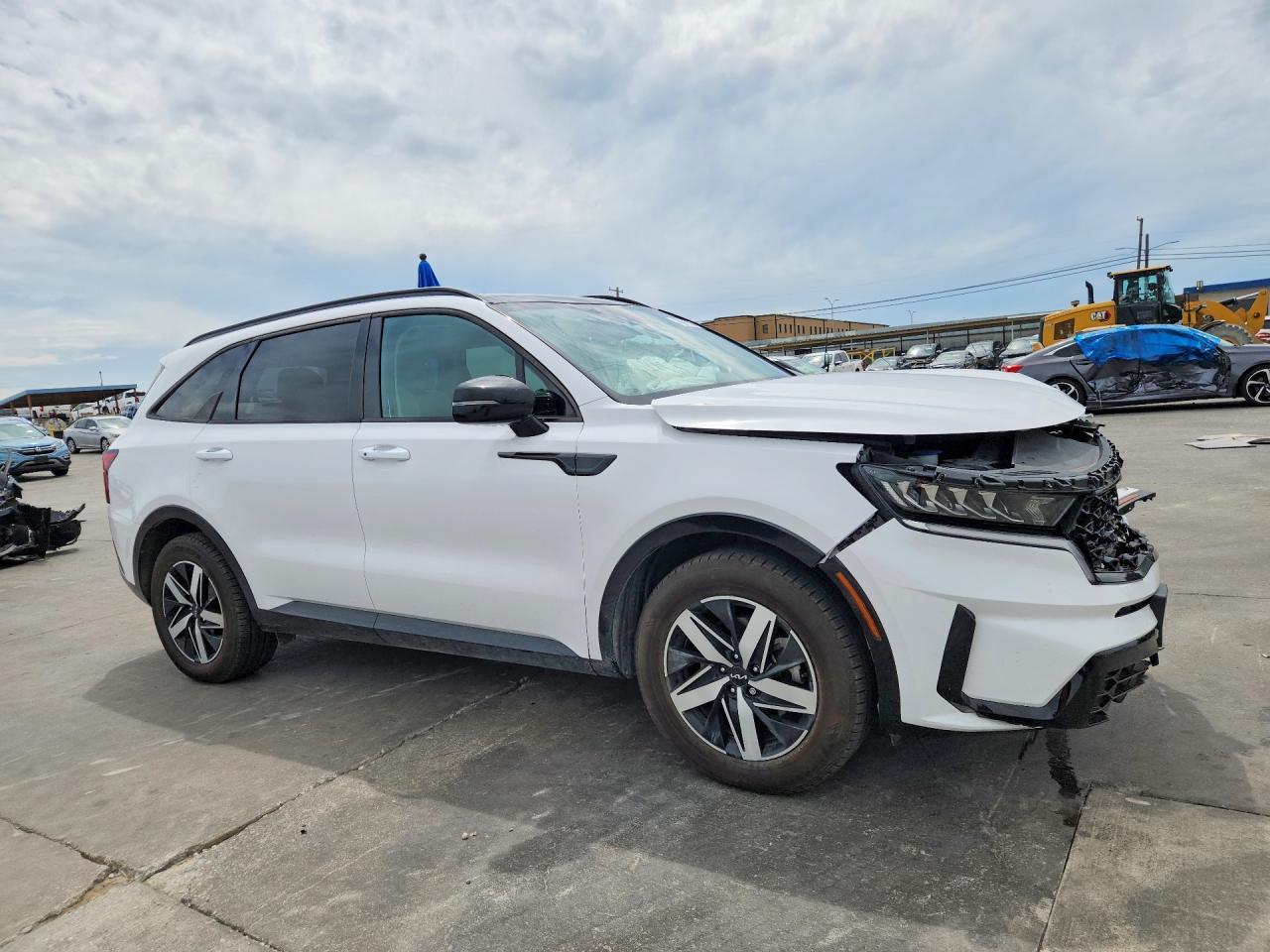 2023 Kia Sorento S - Фото 4