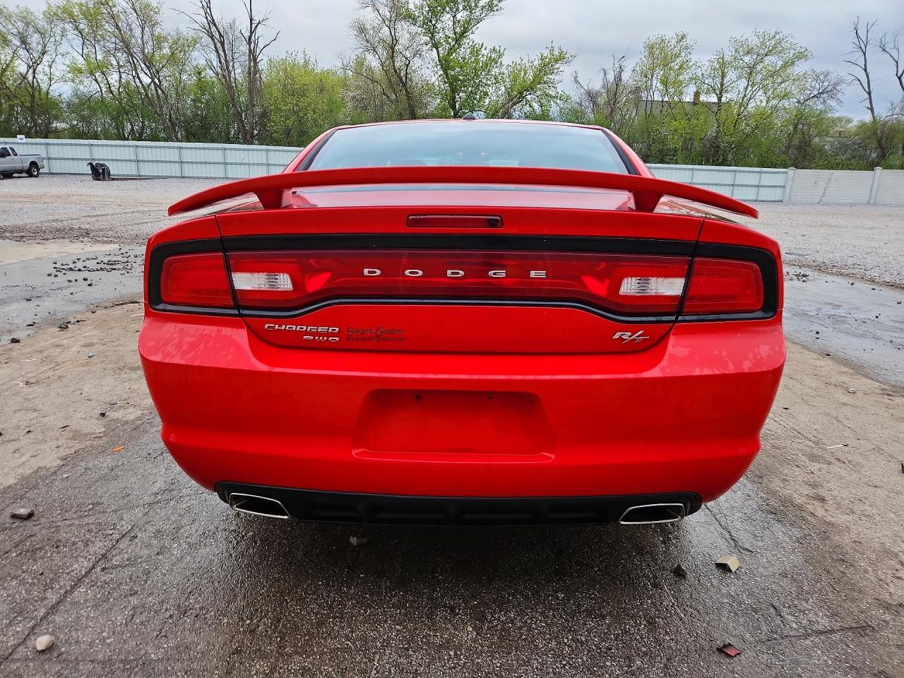 2014 Dodge Charger R - Image 6