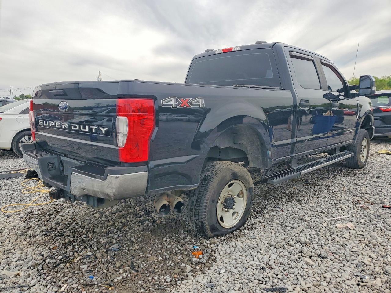 2020 Ford F250 Super Duty - Фото 3