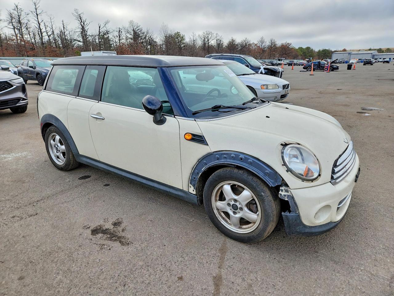 2011 Mini Cooper Clubman - Image 4