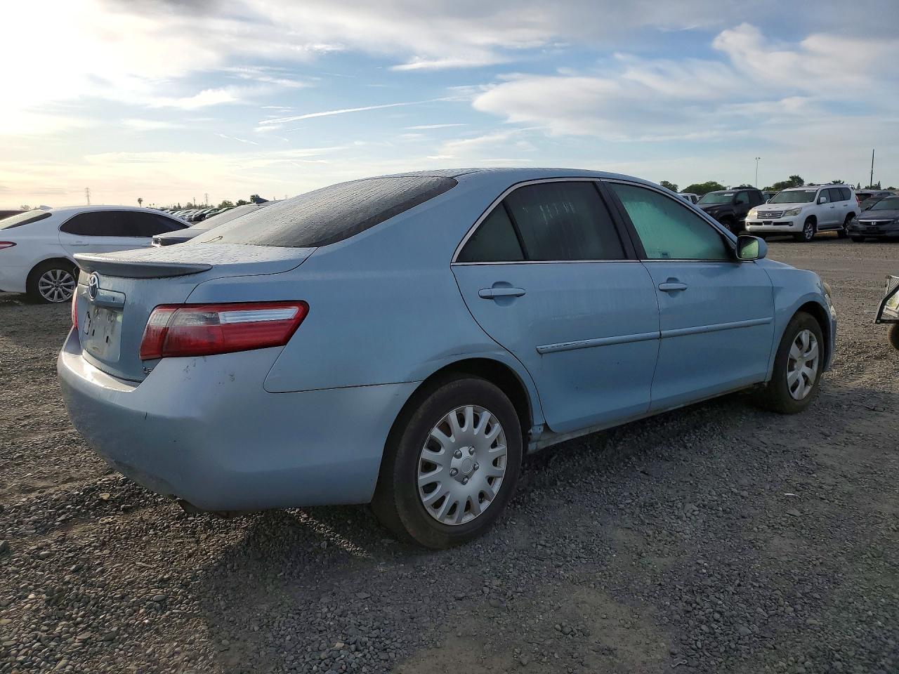 2007 Toyota Camry Le - Фото 3