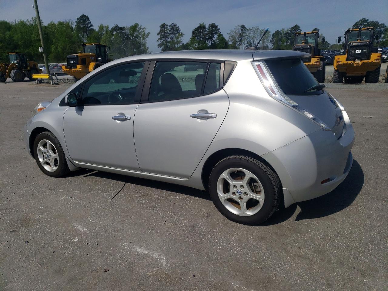 2013 Nissan Leaf S - Image 2