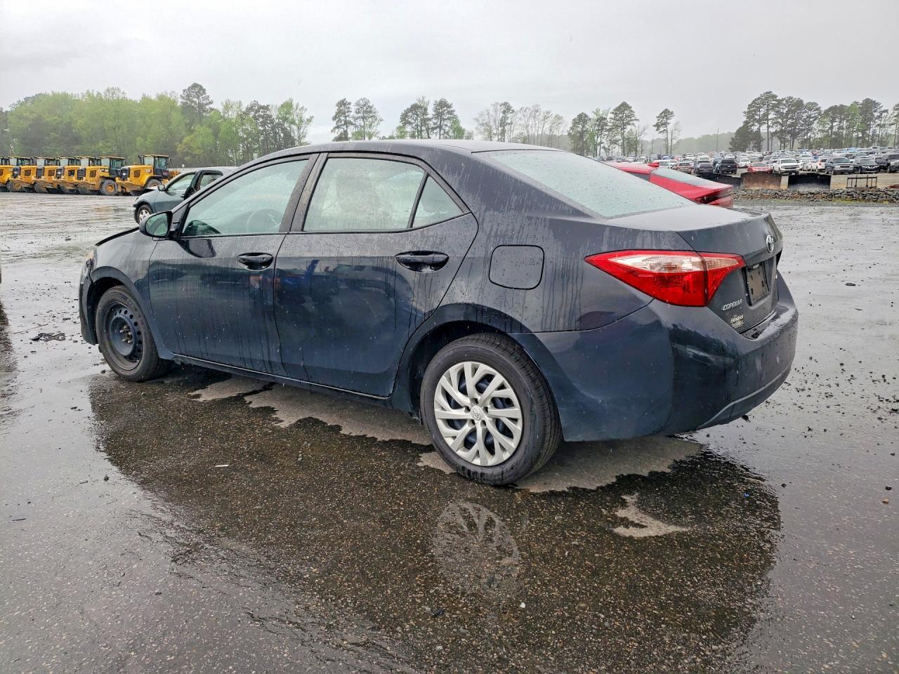 2018 Toyota Corolla Le - Фото 2