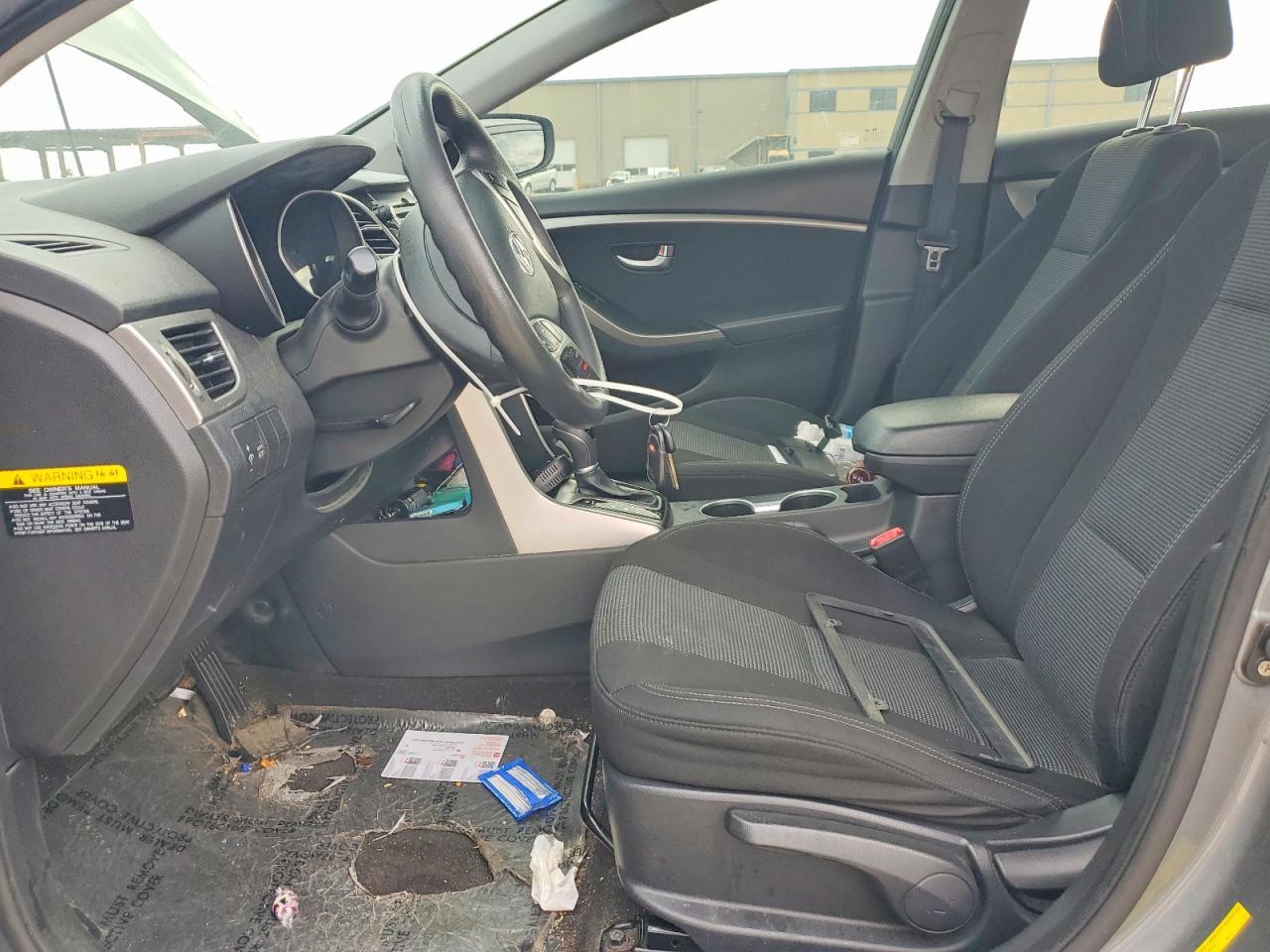 2016 Hyundai Elantra Gt Base - Image 7