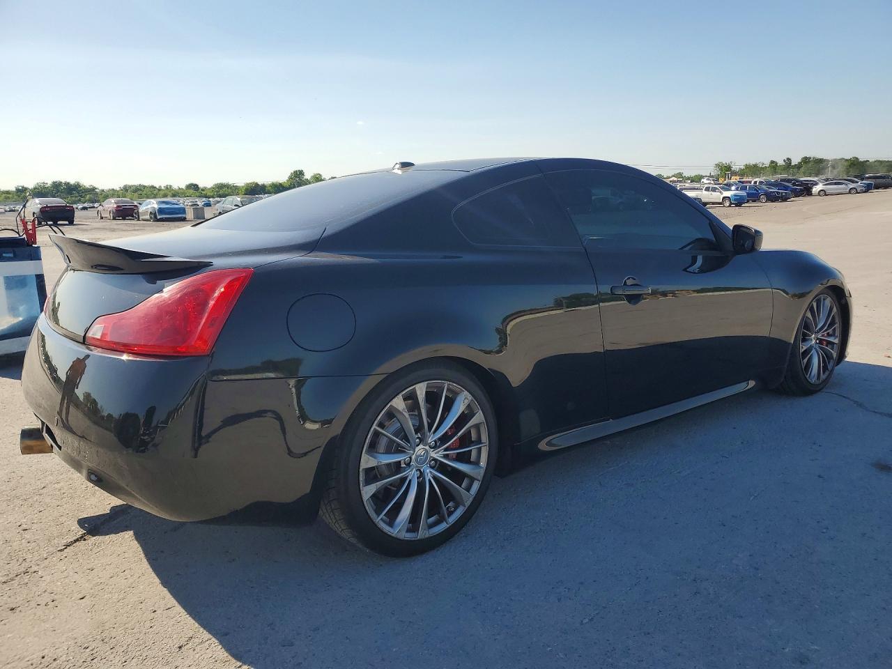 2015 Infiniti Q60 - Image 3