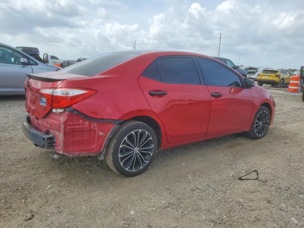 2014 Toyota Corolla - Фото 3