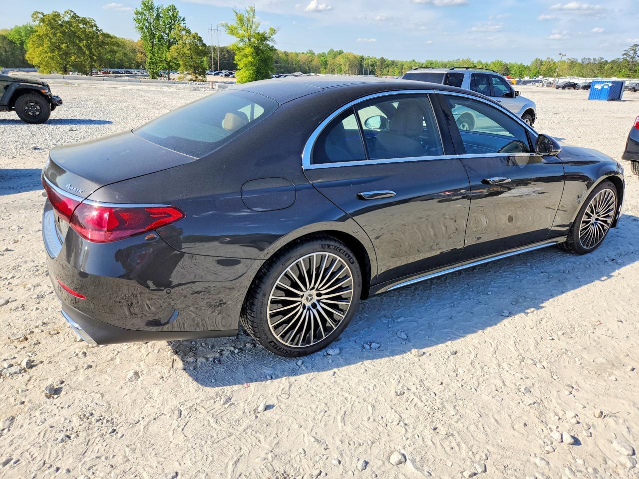 2024 Mercedes Benz E 350 4Matic - Фото 3