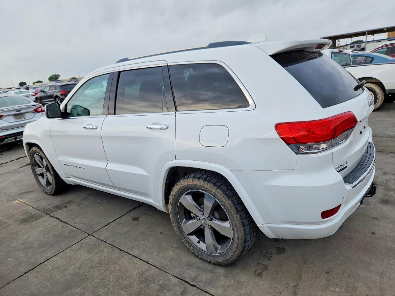 2015 Jeep Grand Cherokee Overland - Фото 2
