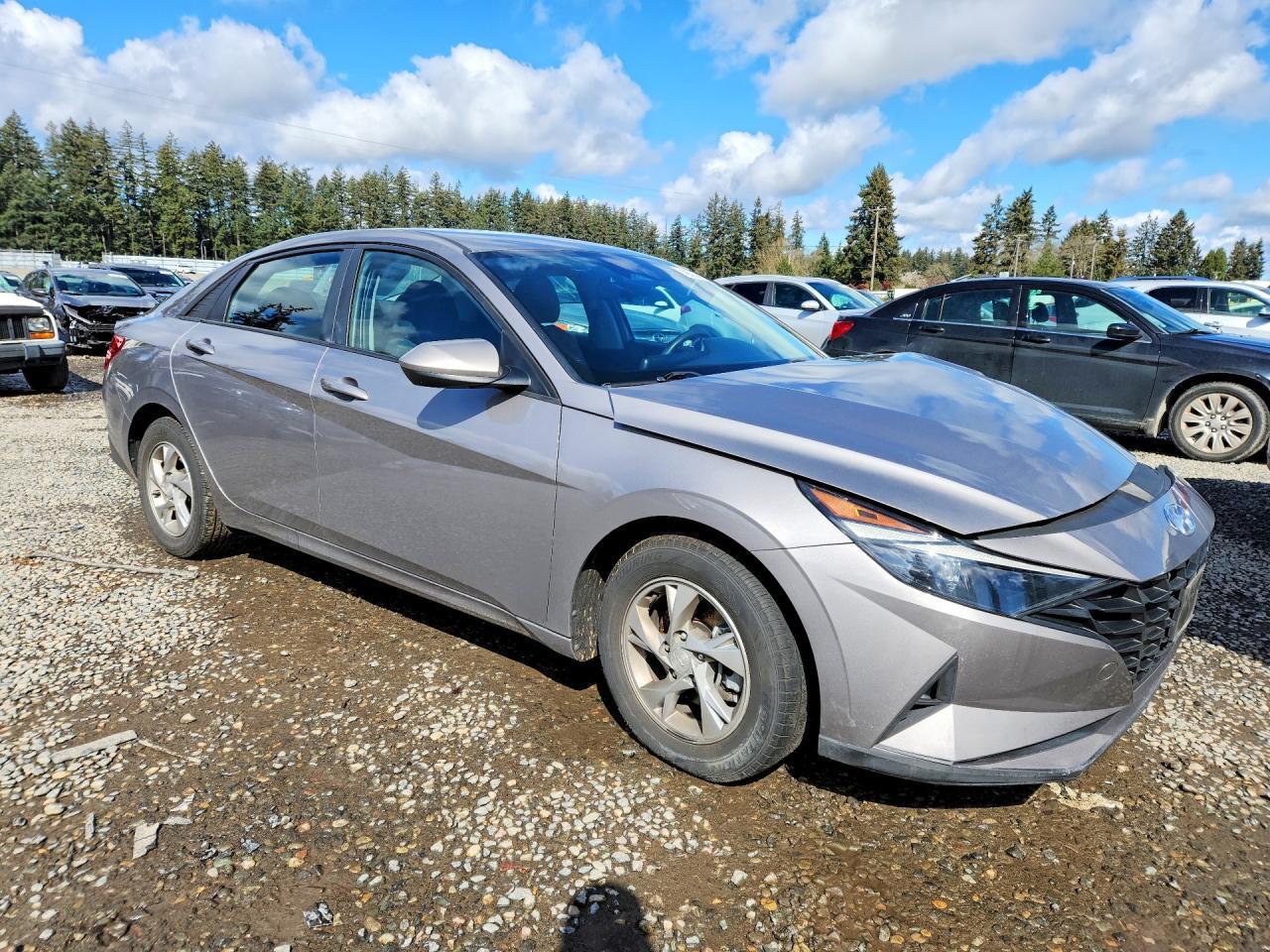 2021 Hyundai Elantra Se - Image 4