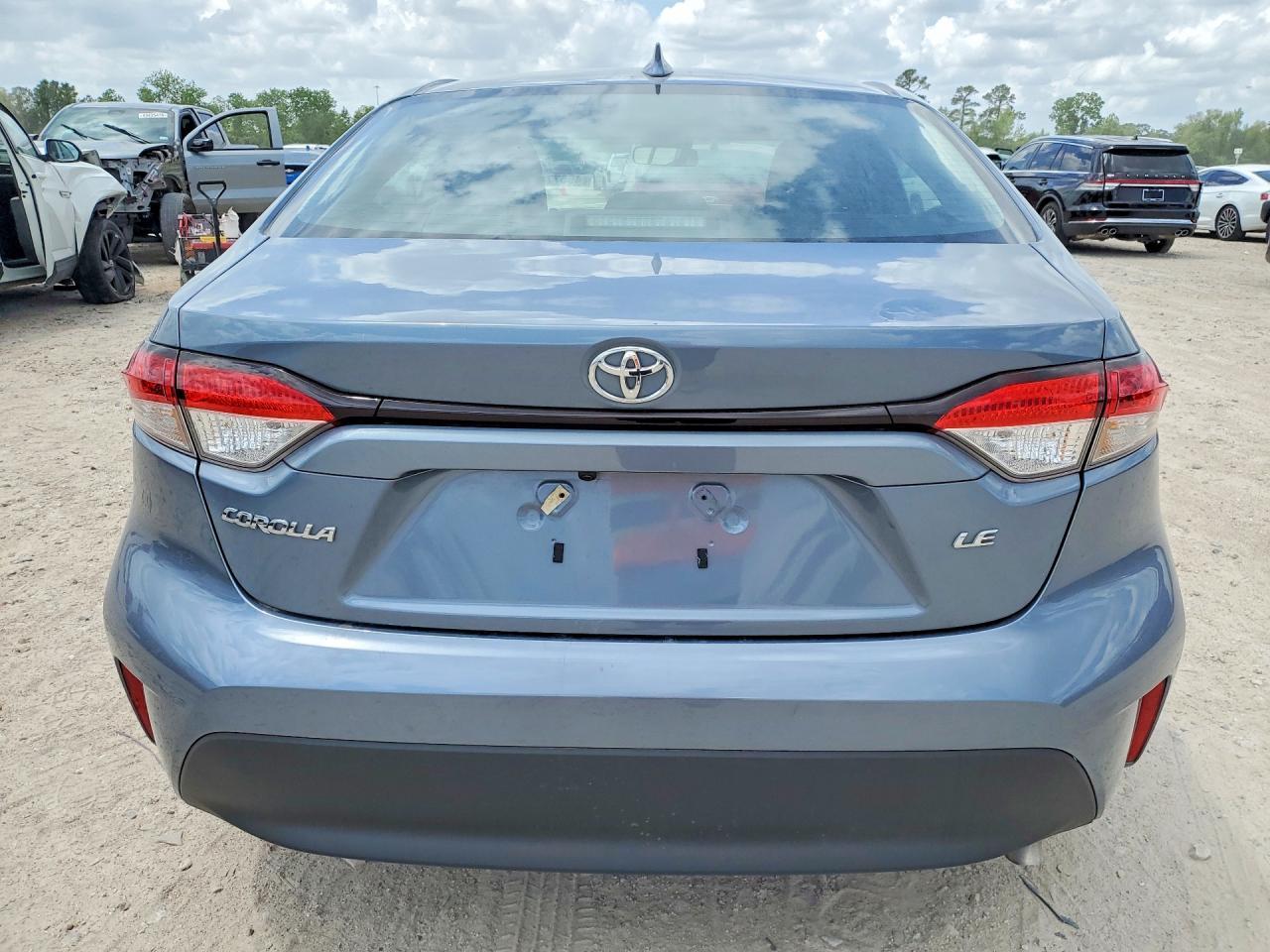 2026 Toyota Corolla Le - Фото 6