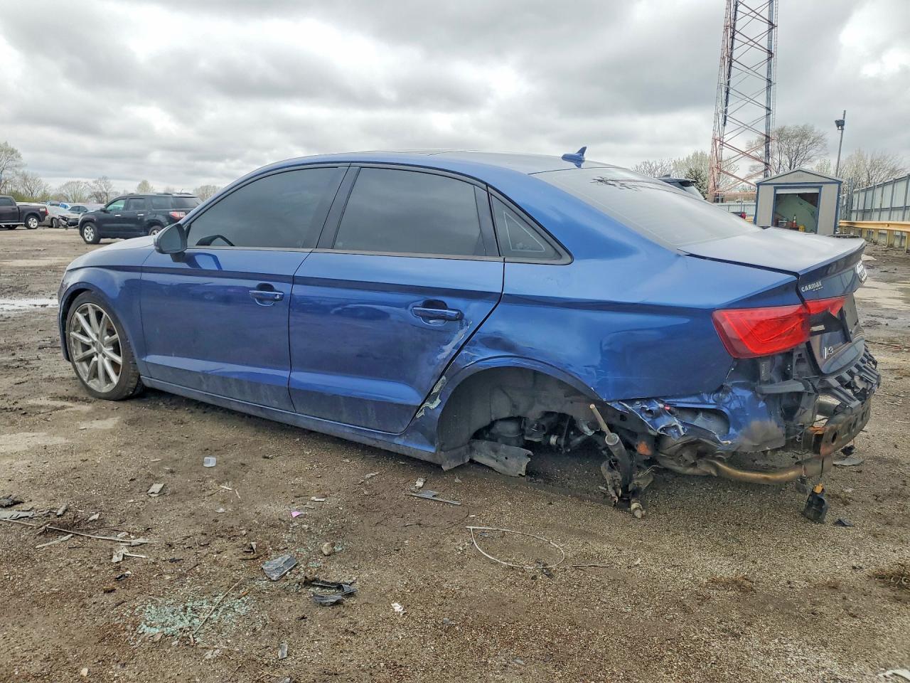 2016 Audi A3 Premium - Фото 2