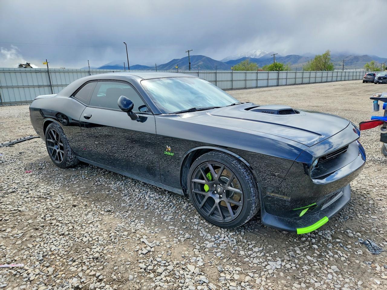 2017 Dodge Challenger R - Image 4
