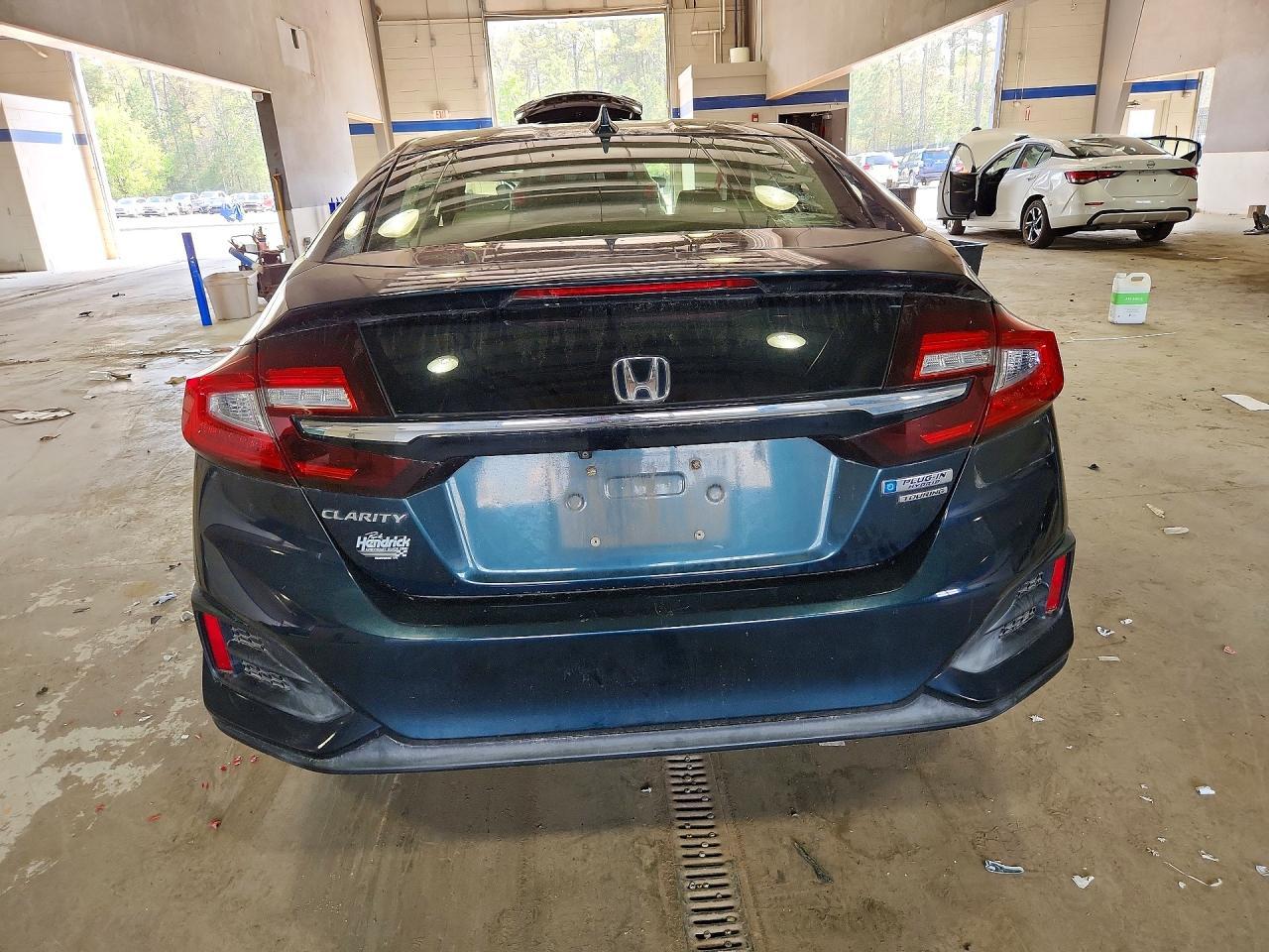 2018 Honda Clarity Touring - Image 6