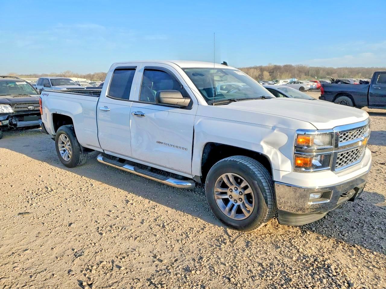 2014 Chevrolet Silverado K1500 Lt - Image 4