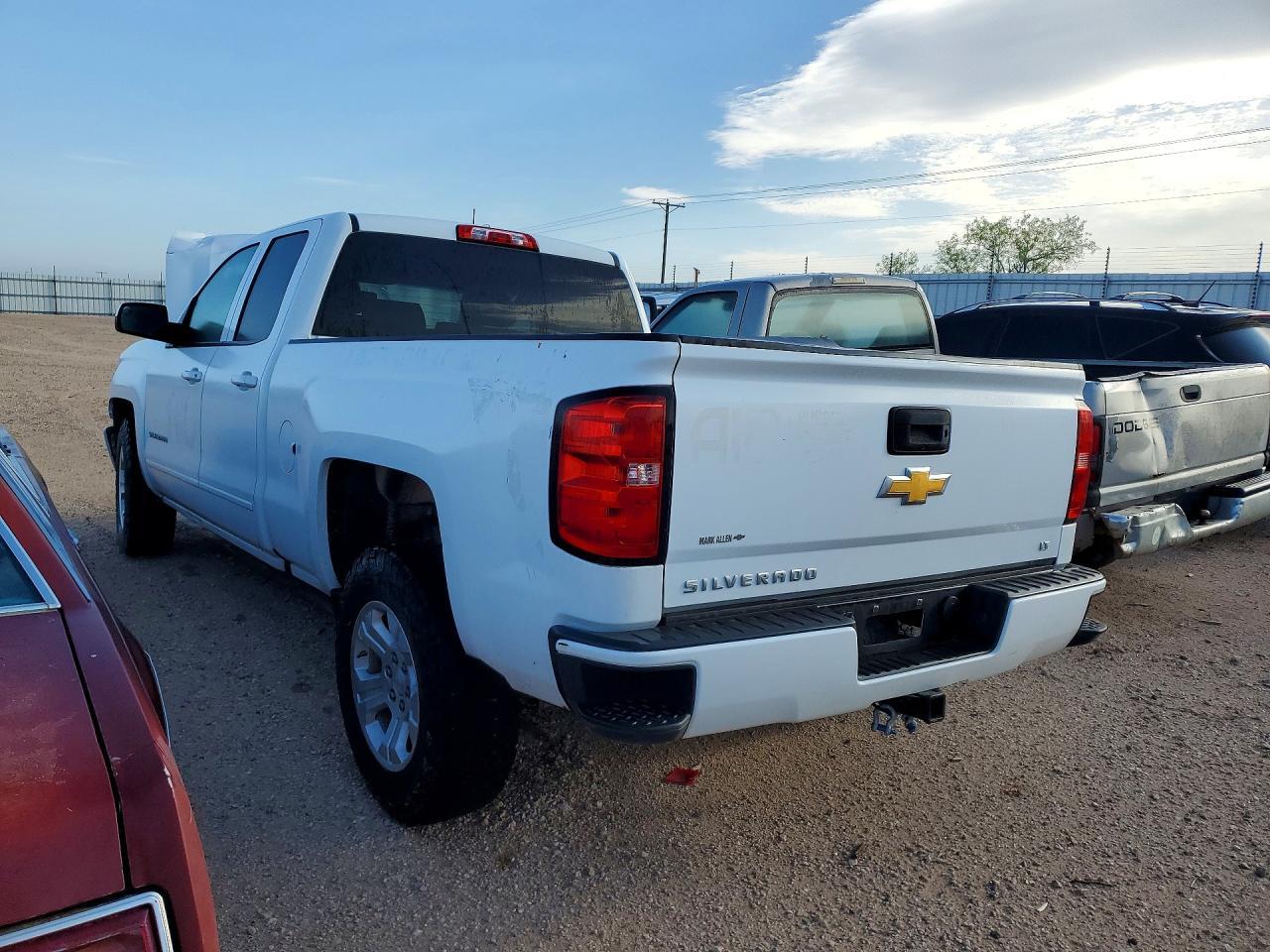 2017 Chevrolet Silverado K1500 Lt - Image 2